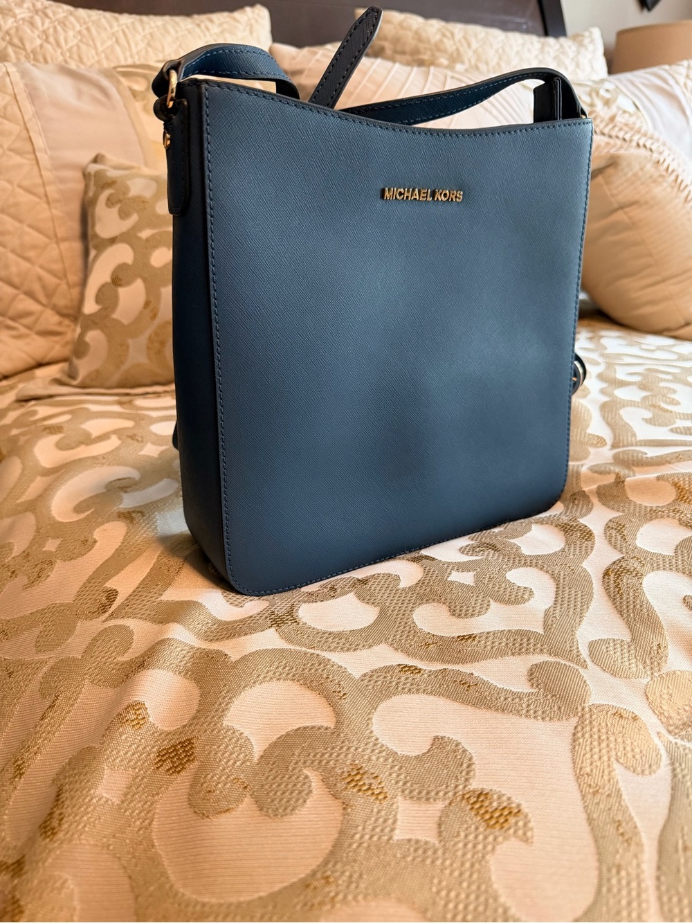 Michael Kors Aqua Blue Tote with Gold Logo Plaque - Picture 6 of 8